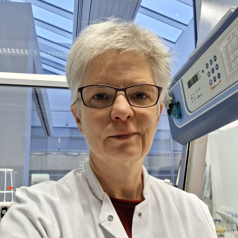 Ms. Frauke Spiecker